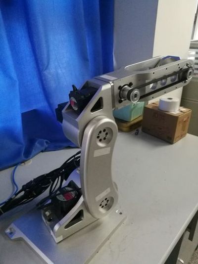 五自由度工业机器人