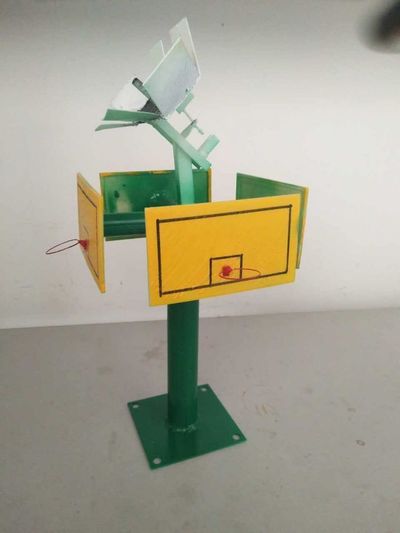 太阳能自动追踪发电照明篮球架