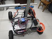 基于stm32f1控制的蔬菜大棚药液自动喷洒车