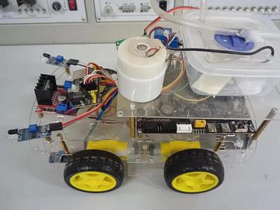 基于STM32的智能消毒灭火系统