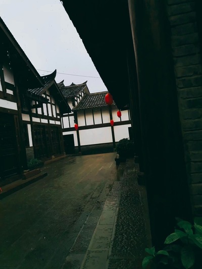 古镇深巷