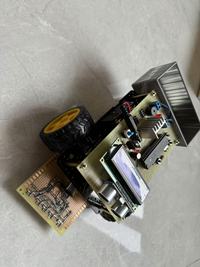 智能循迹物流车